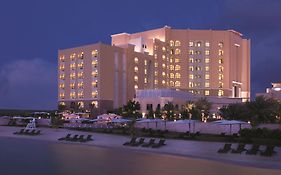 Traders Hotel, Abu Dhabi